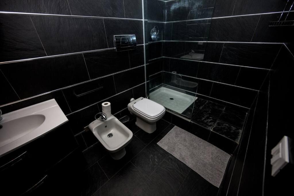 Wonderfull Two Floors Apartment Navigli Milano Exterior foto